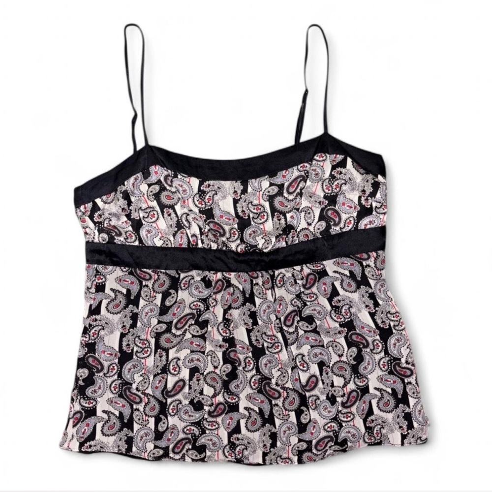 Red Paisley Print Black & White Women's Top